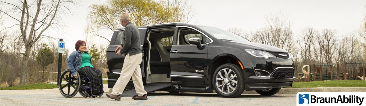 Checklist for Purchasing a Wheelchair Accessible Vehicle Banner  of 1