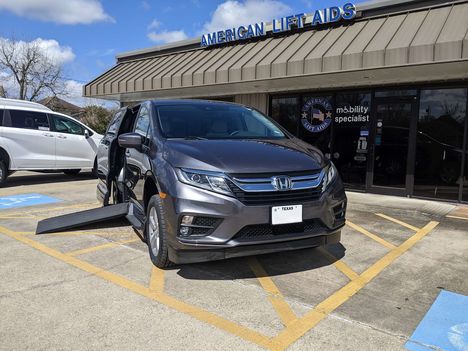 Used Wheelchair Van For Sale: 2020 Honda Odyssey LX Wheelchair Accessible Van For Sale with a VMI Honda Northstar on it. VIN: 5FNRL6H5XLB060147
