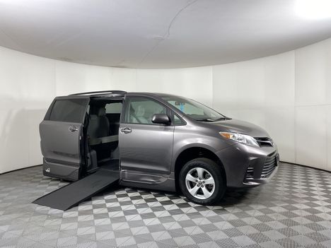 Used Wheelchair Van For Sale: 2020 Toyota Sienna LE Wheelchair Accessible Van For Sale with a VMI Northstar on it. VIN: 5TDKZ3DC1LS065042