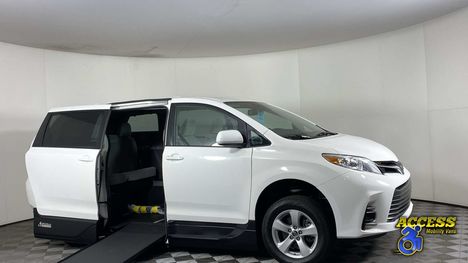 Used Wheelchair Van For Sale: 2020 Toyota Sienna SE Wheelchair Accessible Van For Sale with a Americas Mobility Superstore AMS Toyota Sienna Genesis Side-entry on it. VIN: 5TDKZ3DC1LS054302