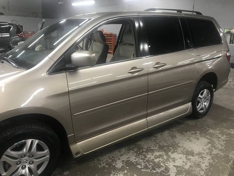 Used Wheelchair Van For Sale: 2007 Honda Odyssey  Wheelchair Accessible Van For Sale with a  on it. VIN: 5FNRL38767B089828