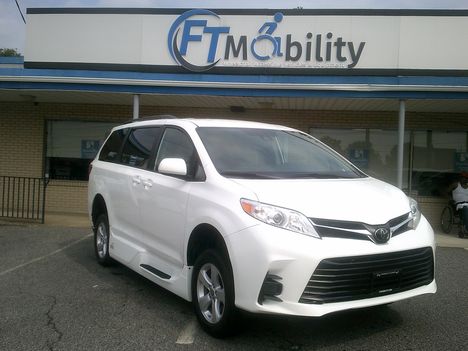 Used Wheelchair Van For Sale: 2020 Toyota Sienna SE Wheelchair Accessible Van For Sale with a VMI Toyota NorthstarAccess360 on it. VIN: 5TDKZ3DC1LS054218