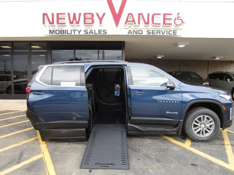 New Wheelchair Van For Sale: 2022 Chevrolet Traverse LT Wheelchair Accessible Van For Sale with a  on it. VIN: 1GNERGKW6NJ131934