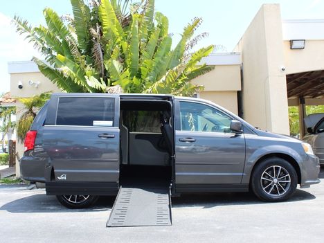 Used Wheelchair Van For Sale: 2017 Dodge Grand Caravan SXT Wheelchair Accessible Van For Sale with a VMI on it. VIN: 2C4RDGCG2HR814262