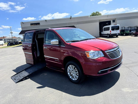 Used Wheelchair Van For Sale: 2015 Chrysler Town & Country Touring L 4dr Mini Van Wheelchair Accessible Van For Sale with a  on it. VIN: 2C4RC1CG1FR638687