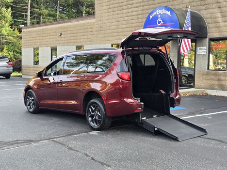 Used Wheelchair Van For Sale: 2018 Chrysler Pacifica Limited S Wheelchair Accessible Van For Sale with a Rear Entry Handicap Van on it. VIN: 2C4RC1GG4JR158744