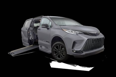 New Wheelchair Van For Sale: 2026 Toyota Sienna XSE 7 Passenger 4dr Mini Van Wheelchair Accessible Van For Sale with a  on it. VIN: 5TDXRKEC7TS304107
