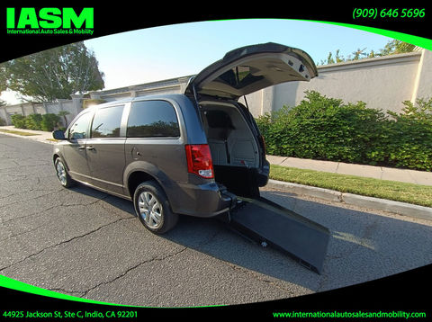 Used Wheelchair Van For Sale: 2018 Dodge Caravan SE Wheelchair Accessible Van For Sale with a Non Branded - Please See Description on it. VIN: 2C4RDGBG0JR254880