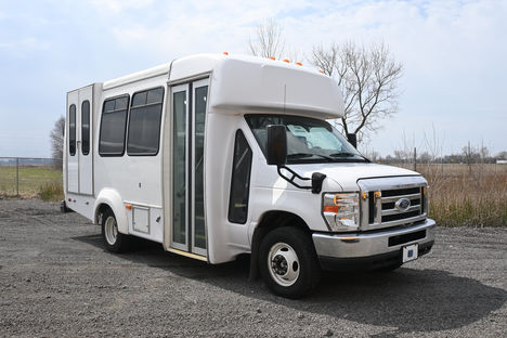 Used Wheelchair Van For Sale: 2019 Ford Elkhart Bus  Wheelchair Accessible Van For Sale with a  on it. VIN: 1FDEE3FS0KDC65350