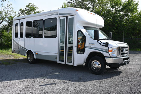 Used Wheelchair Van For Sale: 2018 Ford Starcraft  Wheelchair Accessible Van For Sale with a  on it. VIN: 1FDEE3FS2JDC01583