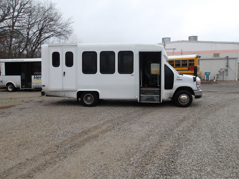 Used Wheelchair Van For Sale: 2018 Ford E-350  Wheelchair Accessible Van For Sale with a  on it. VIN: 1FDEE3FS3JDC42756