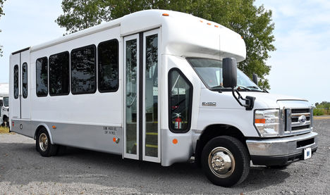 Used Wheelchair Van For Sale: 2018 Ford Starcraft  Wheelchair Accessible Van For Sale with a  on it. VIN: 1FDFE4FS1JDC09779