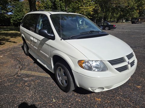 Used Wheelchair Van For Sale: 2007 Dodge Caravan SXT Wheelchair Accessible Van For Sale with a VMI - Dodge Northstar on it. VIN: 2D4GP44L97R314044