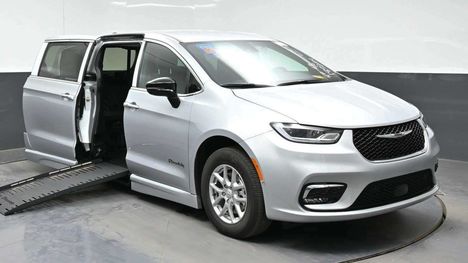 New Wheelchair Van For Sale: 2026 Chrysler Pacifica Select Safety Wheelchair Accessible Van For Sale with a BraunAbility Chrysler Foldout on it. VIN: 2C4RC1BGXTR187224