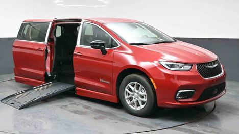 New Wheelchair Van For Sale: 2026 Chrysler Pacifica Select Safety Wheelchair Accessible Van For Sale with a BraunAbility Chrysler Foldout on it. VIN: 2C4RC1BGXTR286402