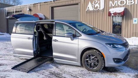 Used Wheelchair Van For Sale: 2019 Chrysler Pacifica Touring Plus Wheelchair Accessible Van For Sale with a BraunAbility Chrysler Foldout on it. VIN: 2C4RC1FG1KR598066