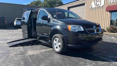 Used Wheelchair Van For Sale: 2012 Dodge Grand Caravan SE Wheelchair Accessible Van For Sale with a BraunAbility Dodge Entervan XT on it. VIN: 2C4RDGCG7CR205869