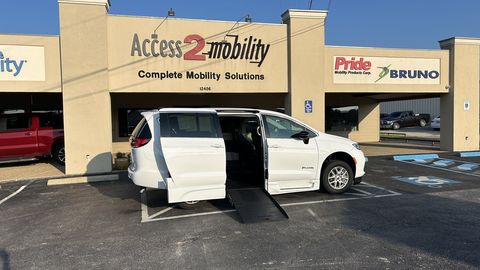 Used Wheelchair Van For Sale: 2024 Chrysler Pacifica Touring L Wheelchair Accessible Van For Sale with a BraunAbility - Chrysler Foldout on it. VIN: 2C4RC1BG4RR116111