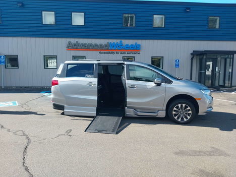 Used Wheelchair Van For Sale: 2023 Honda Odyssey EX-L Wheelchair Accessible Van For Sale with a BraunAbility Honda Power Infloor on it. VIN: 5FNRL6H63PB046072