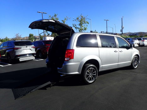 Used Wheelchair Van For Sale: 2018 Dodge Grand Caravan GT Fleet - Minivan Wheelchair Accessible Van For Sale with a Freedom Motors Power Dodge Rear Entry on it. VIN: 2C4RDGEG5JR219375
