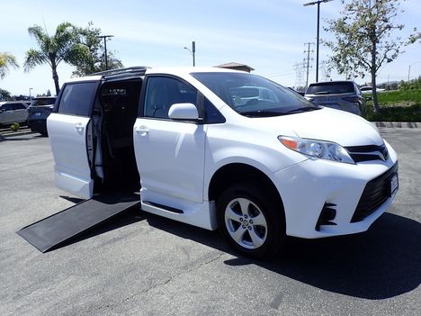 Used Wheelchair Van For Sale: 2020 Toyota Sienna LE  - Minivan Wheelchair Accessible Van For Sale with a VMI Toyota NorthstarAccess360 on it. VIN: 5TDKZ3DC8LS080248