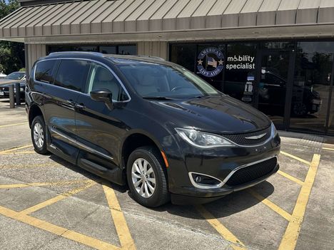 Used Wheelchair Van For Sale: 2018 Chrysler Pacifica Touring L Wheelchair Accessible Van For Sale with a VMI Chrysler Northstar on it. VIN: 2C4RC1BG4JR130319