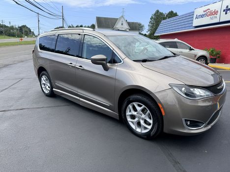 Used Wheelchair Van For Sale: 2018 Chrysler Pacifica Touring L Wheelchair Accessible Van For Sale with a BraunAbility on it. VIN: 2C4RC1BG8JR193200