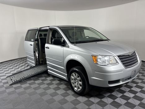 Used Wheelchair Van For Sale: 2008 Chrysler Town & Country LX Wheelchair Accessible Van For Sale with a Braun Entervan Folding Ramp on it. VIN: 2A8HR44H98R799870