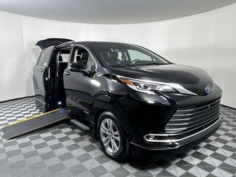 Used Wheelchair Van For Sale: 2021 Toyota Sienna AWD Platinum Wheelchair Accessible Van For Sale with a Vantage Mobility Northstar on it. VIN: 5TDESKFC2MS027989