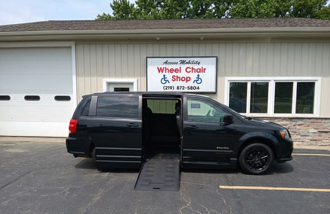 Used Wheelchair Van For Sale: 2019 Dodge Caravan GT Wheelchair Accessible Van For Sale with a BraunAbility - Dodge Entervan XT on it. VIN: 2C4RDGEG5KR744423
