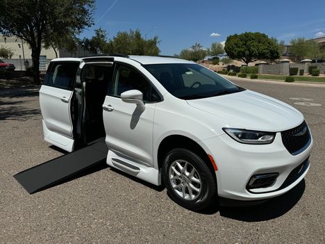 Used Wheelchair Van For Sale: 2022 Chrysler Pacifica Touring L Wheelchair Accessible Van For Sale with a Vantage Mobility VMI Northstar on it. VIN: 2C4RC1BG8NR155858