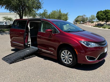 Used Wheelchair Van For Sale: 2019 Chrysler Pacifica Touring L Wheelchair Accessible Van For Sale with a BraunAbility Braun Entervan on it. VIN: 2C4RC1BG9KR592778