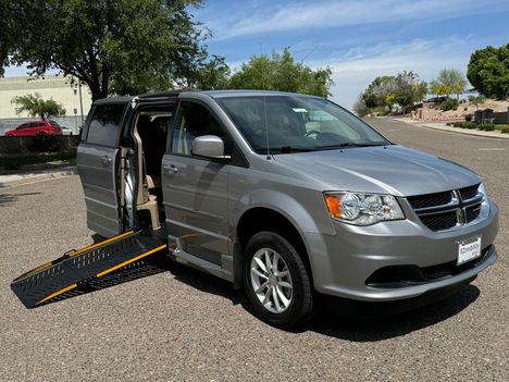 Used Wheelchair Van For Sale: 2016 Dodge Grand Caravan SXT Wheelchair Accessible Van For Sale with a Eldorado Side Entry on it. VIN: 2C4RDGCG8GR363465