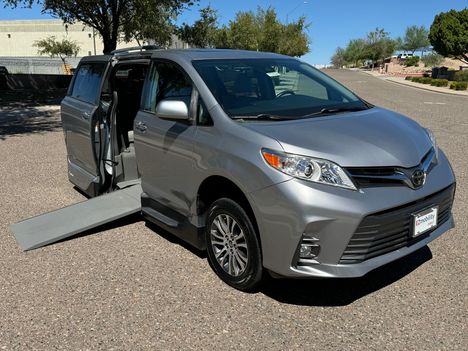 Used Wheelchair Van For Sale: 2018 Toyota Sienna XLE Wheelchair Accessible Van For Sale with a Vantage Mobility VMI Northstar on it. VIN: 5TDYZ3DC4JS910960