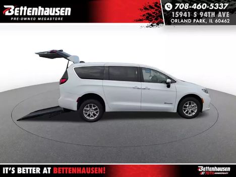 Used Wheelchair Van For Sale: 2023 Chrysler Pacifica Touring L Wheelchair Accessible Van For Sale with a  on it. VIN: 2C4RC1BG1PR606535