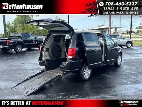 Used Wheelchair Van For Sale: 2019 Dodge Grand Caravan SE Wheelchair Accessible Van For Sale with a  on it. VIN: 2C4RDGBGXKR602802