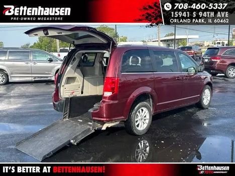 Used Wheelchair Van For Sale: 2018 Dodge Grand Caravan SXT Wheelchair Accessible Van For Sale with a  on it. VIN: 2C4RDGCG8JR283476