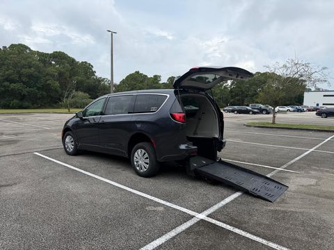 Used Wheelchair Van For Sale: 2019 Chrysler Pacifica L Wheelchair Accessible Van For Sale with a Freedom Motors - Manual Chrysler Rear Entry on it. VIN: 2C4RC1AG2KR599895