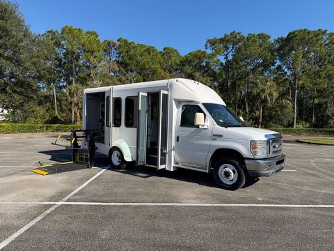 Used Wheelchair Van For Sale: 2015 Ford E-350  Wheelchair Accessible Van For Sale with a Non Branded - Full Size Van Conversion on it. VIN: 1FDWE3FL1FDA27896
