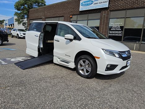 Used Wheelchair Van For Sale: 2020 Honda Odyssey EX-L Wheelchair Accessible Van For Sale with a BraunAbility Power In-Floor on it. VIN: 5FNRL6H70LB017003
