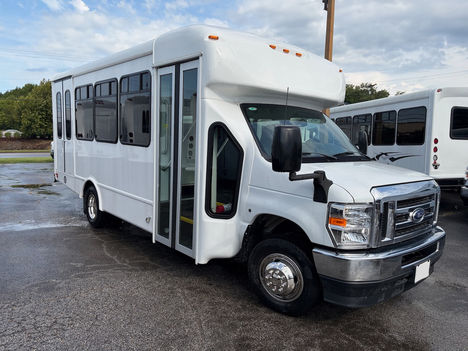 New Wheelchair Van For Sale: 2026 Ford E450 Starcraft Allstar (24') Wheelchair Accessible Van For Sale with a Yes, See Options on it. VIN: 26252