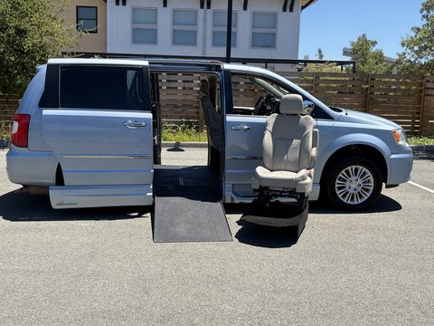 Used Wheelchair Van For Sale: 2013 Chrysler Town & Country LTD Wheelchair Accessible Van For Sale with a VMI - Chrysler Northstar on it. VIN: 776953