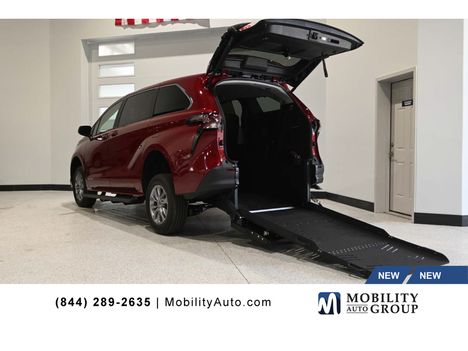 New Wheelchair Van For Sale: 2026 Toyota Sienna LE Mobility Handicap Van Wheelchair Accessible Van For Sale with a Vantage Mobility Hybrid Manual Fold-Out Long Channel Ramp Rear Entry on it. VIN: 5TDKRKEC3TS300758