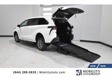 New Wheelchair Van For Sale: 2026 Toyota Sienna LE Mobility Handicap Van Wheelchair Accessible Van For Sale with a Vantage Mobility Hybrid Manual Fold-Out Long Channel Ramp Rear Entry on it. VIN: 5TDKRKEC4TS340170