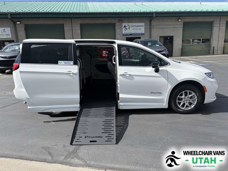 Used Wheelchair Van For Sale: 2024 Chrysler Pacifica Touring Wheelchair Accessible Van For Sale with a BraunAbility Chrysler Foldout on it. VIN: 2C4RC1BG8RR118783