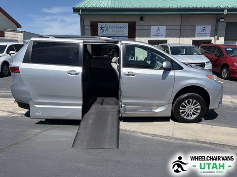 Used Wheelchair Van For Sale: 2020 Toyota Sienna XLE Wheelchair Accessible Van For Sale with a VMI Toyota NorthstarAccess360 on it. VIN: 5TDYZ3DC8LS025549