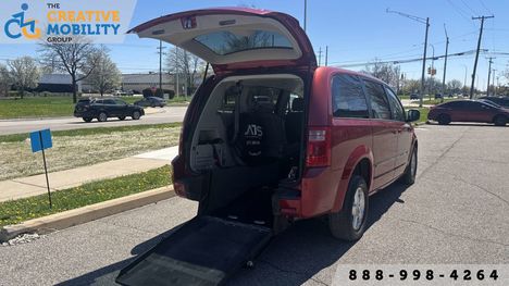 Used Wheelchair Van For Sale: 2008 Dodge Grand Caravan SXT Wheelchair Accessible Van For Sale with a ATS ATS Rear Entry on it. VIN: 1D8HN54P38B176194