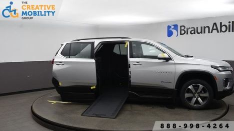 Used Wheelchair Van For Sale: 2022 Chevrolet Traverse LT Leather Wheelchair Accessible Van For Sale with a BraunAbility Chevrolet Traverse - Wheelchair SUV on it. VIN: 1GNERHKW3NJ111730