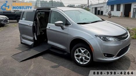 Used Wheelchair Van For Sale: 2017 Chrysler Pacifica Touring-L Wheelchair Accessible Van For Sale with a VMI Chrysler Pacifica Northstar Access360 by VMI on it. VIN: 2C4RC1BG8HR523797