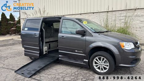 Used Wheelchair Van For Sale: 2016 Dodge Grand Caravan SXT Wheelchair Accessible Van For Sale with a BraunAbility Dodge Entervan XT on it. VIN: 2C4RDGCG5GR163160